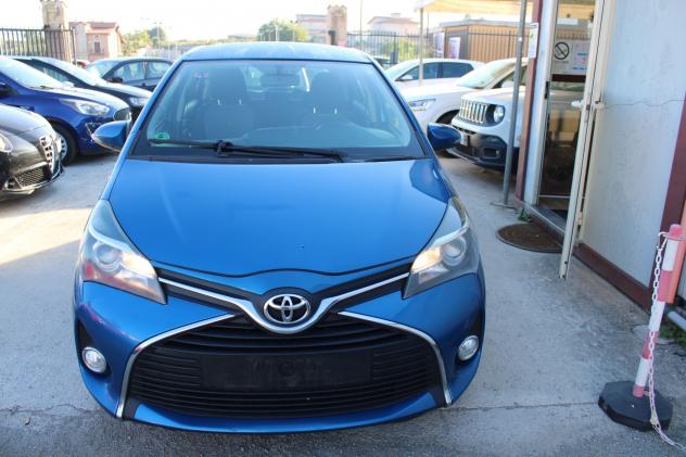 Toyota Yaris 1.4 D-4D 5 porte Lounge - Foto 2