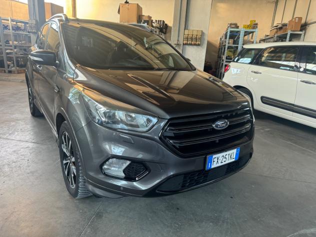 Ford Kuga 2.0 TDCI 150 CV S&S 4WD Powershift ST-Line - Foto 2