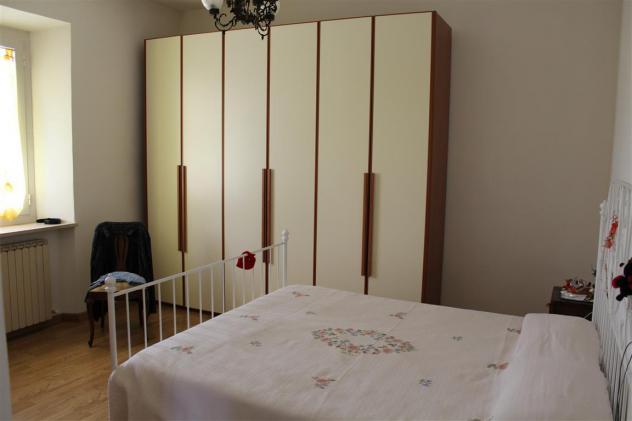Elegante casa a schiera ristrutturata nel cuore del paese - Foto 8
