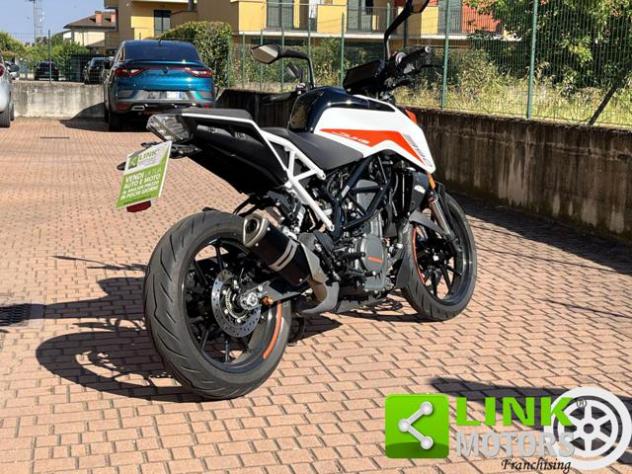 KTM 390 Duke ABS QuickShifter rif. 24054357 - Foto 3