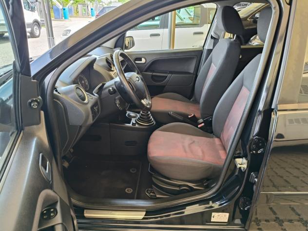 Ford Fiesta 1.4 TDCi 5p. Ghia - Foto 7
