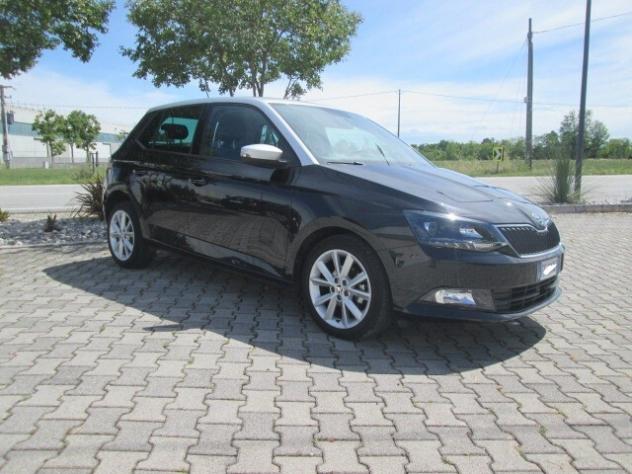 Skoda Fabia 1.4 TDI 90 CV Twin Color Design Edition Argento - Foto 2