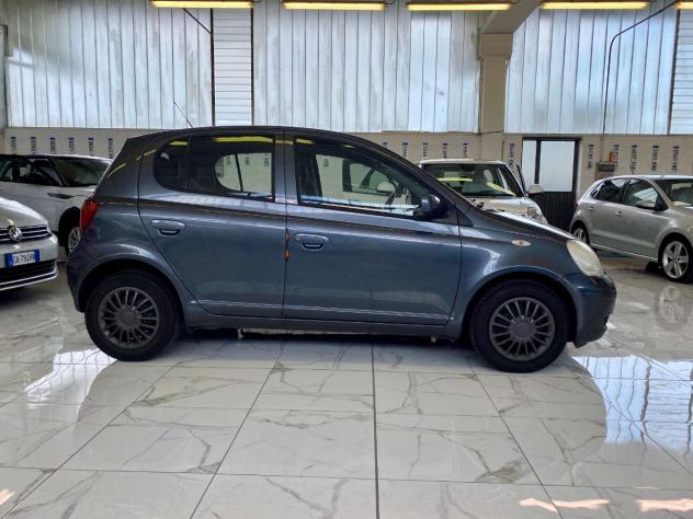 Toyota Yaris 1.0 GPL 2015 16V cat 5 porte Expo - Foto 6