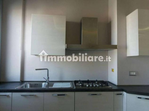 ALLOGGIO IN VIA BREGLIO ,BORGO VITTORIA. - Foto 3