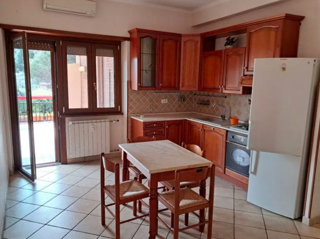 OSTIA LEVANTE TRILOCALE ARREDATO CON TERRAZZO PRIVATO