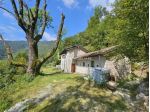 RUSTICO di 3 vani e di 102 mq (MIANE) rif. AR31