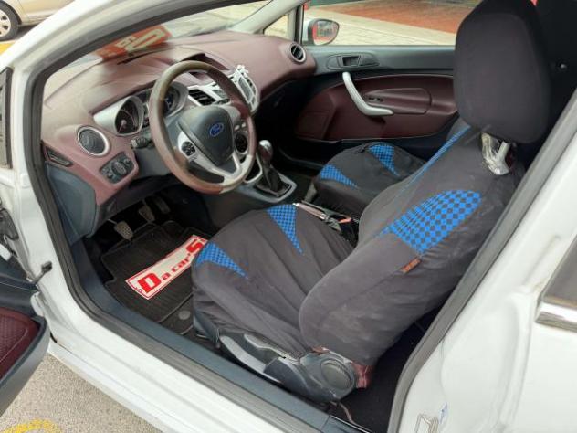 Ford Fiesta 3p 1.6 tdci Individual c/esp 95cv E5, NEOPATENTATI OK! - Foto 2