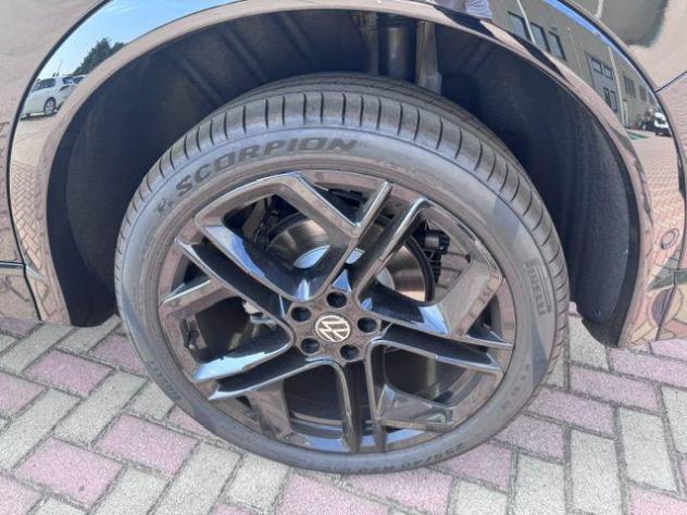 VOLKSWAGEN Tiguan 2.0 TDI 193 CV DSG 4MOTION R-Line Plus rif. 23913803 - Foto 5