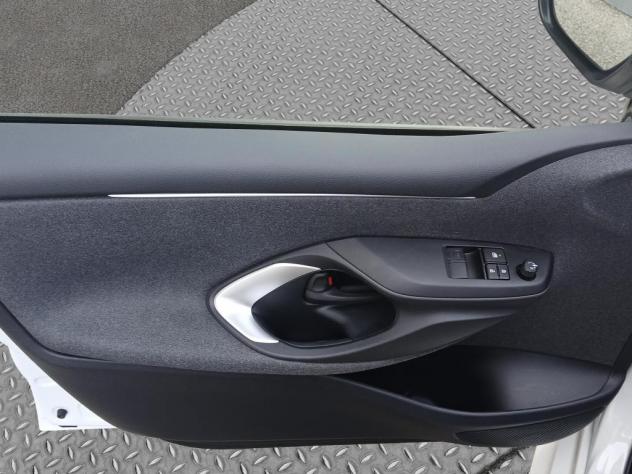 Toyota Yaris 1.5 Hybrid 5 porte Business - Foto 12