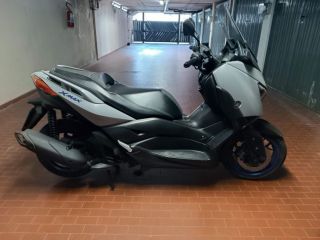 Yamaha X Max 125