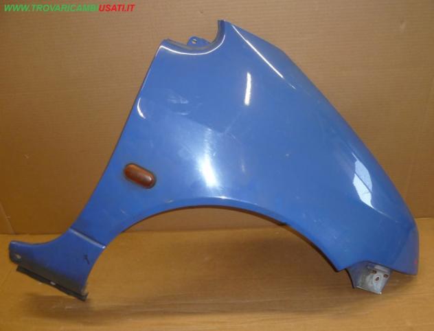 PARAFANGO ANT.D. BLU PASTELLO RENAULT TWINGO  Carrozzeria  Lamierati esterni  Fiancate  Parafango ant. RENAULT - TWINGO - 01-04-1993 - 01-08-1998