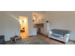 Loft ristrutturato con taverna in zona Loreto