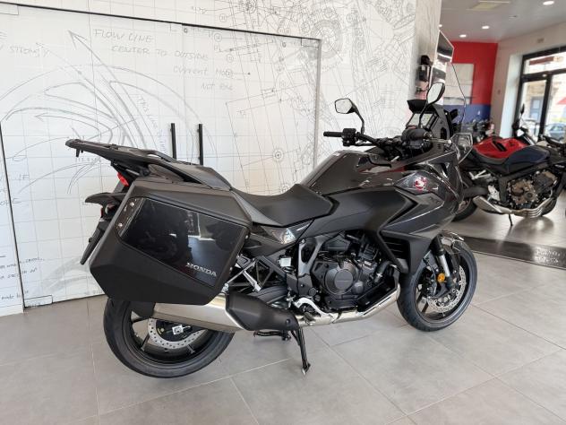 Honda NT 1100 NT 1100 - VERSIONE MANUALE - YM 2025 - Foto 3