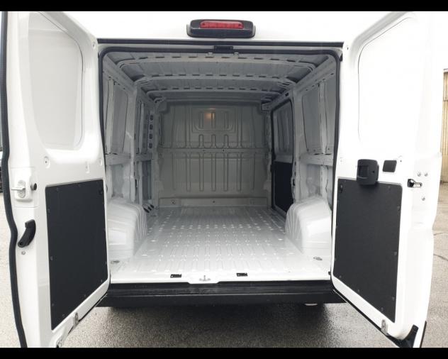 Citroën JUMPER JUMPER FURGONE 33 L2 H1 BLUEHDI 140 - Foto 7