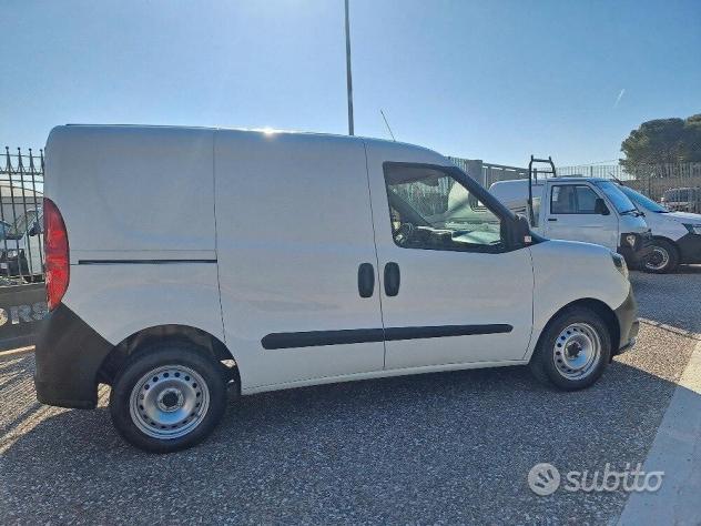 Fiat doblo 1.6 mj 2023 3 posti full optional garan - Foto 4