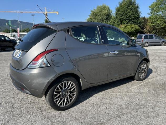 Lancia Ypsilon 1.2 69 CV GPL 5 porte - Foto 3