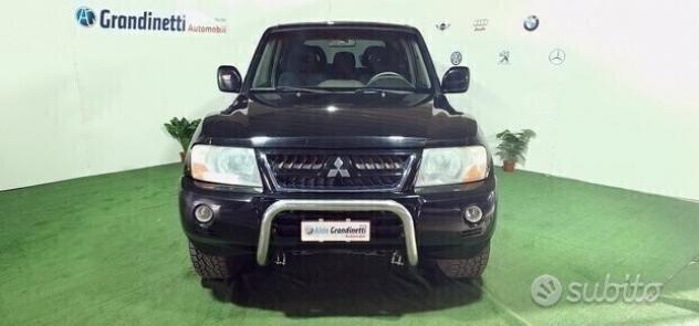 Mitsubishi Pajero 3.2 160 CV ANNO 2004 - Foto 2