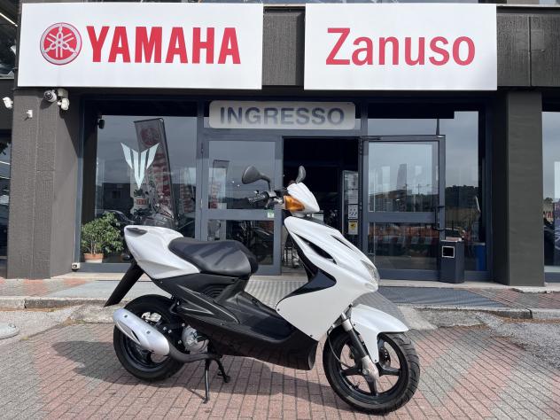 Yamaha Aerox 50 scooter 50 motore 2t