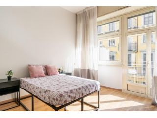 Via Cerva 9 - Room 1