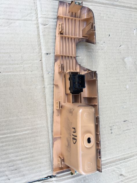 Pulsante Alzavetro Anteriore DESTRO / DX KIA SORENTO 2002 (02>06) - Foto 3