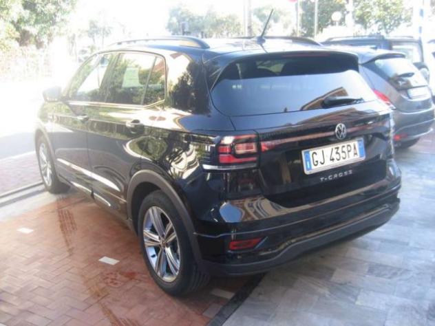 VOLKSWAGEN T-Cross 1.0 TSI 110 CV SPORT R-LINE rif. 19882802 - Foto 2