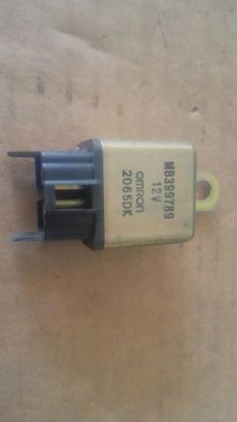 Relè / Relay OMRON MB399789 - 2065DK Mitsubishi L200 3 serie 05