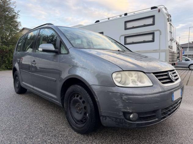VOLKSWAGEN Touran Touran 2.0 tdi Trendline 140cv 7posti 6marce WRC A rif. 24176728 - Foto 4