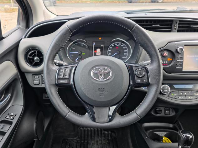 Toyota Yaris 1.5 Hybrid 5 porte Business E6 Automatico NEO 2018 - Foto 8