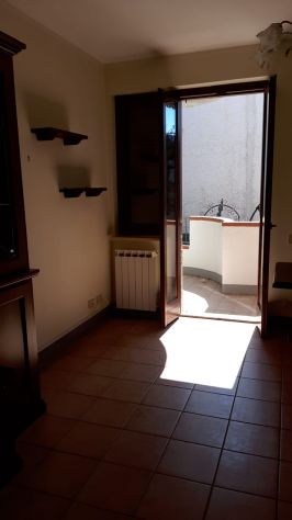 Rosia - Sovicille (SI) vendesi appartamento trilocale con giardino e posto auto - Foto 4