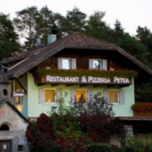 Pizzeria Petra - Ristorante e Albergo