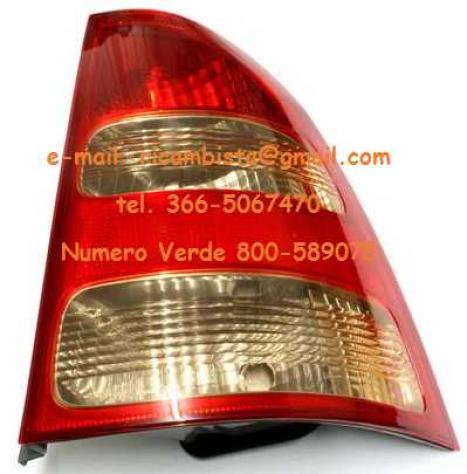 Faro posteriore Toyota Corolla 81551-13460 8155113460