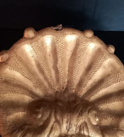 Coppia Antiche Conchiglie Cartapesta Dorata . - Foto 4