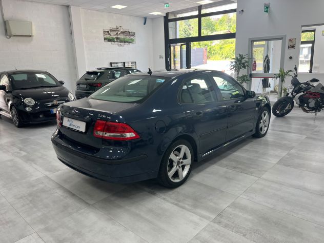 Saab 9-3 Sedan 2.2 tid Arc - Foto 5