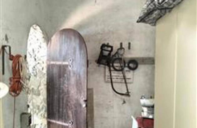 Immobile in asta di 123 m² con più di 5 locali e box auto in vendita a Alassio - Foto 12