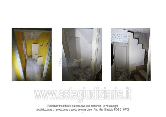 IMMOBILI-IMMOBILE RESIDENZIALE-Via Traversa Castello N. 15 e Via Traversa Susti - Foto 5