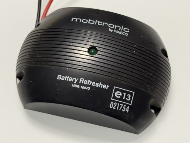 Battery refresher Mobitronic MBR-100-12