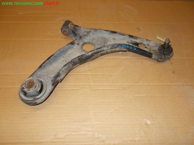 BRACCIO OSCILLANTE SOSP. ANT.D. TOYOTA YARIS (XP90) Meccanica Assale Tiranteria Braccio oscillante ant. d TOYOTA - YARIS - 01-01-2006 - 01-01-2009