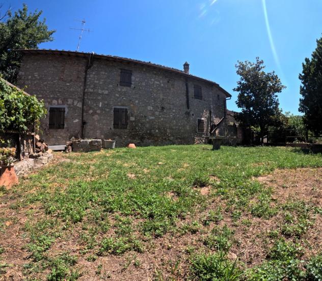 Rustico in vendita a Casole d'Elsa 340 mq Rif: 1278147