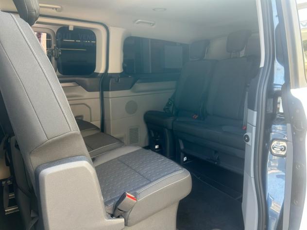 Ford Tourneo CUSTOM 2.5 Plug In Hybrid Titanium - Foto 4