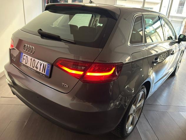 Audi A3 1.6 TDI clean diesel S tronic Ambition - Foto 10