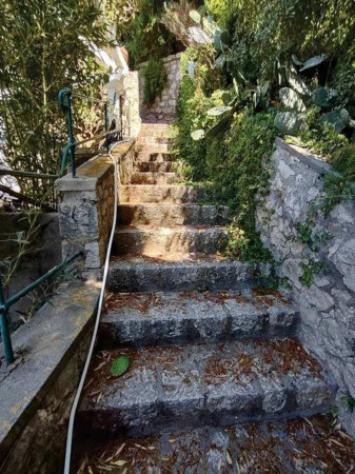 Immobile in asta di 404 m² con più di 5 locali in vendita a Capri - Foto 3
