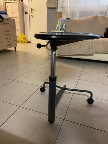 Tavolino Tavolini vintage Cassina "Kick" in acciaio di Toshiyuki Kita 1983 Ci - Foto 5