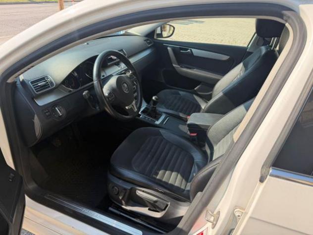 VOLKSWAGEN Passat Var 2.0 TDI 4motion Highline rif. 23935998 - Foto 8