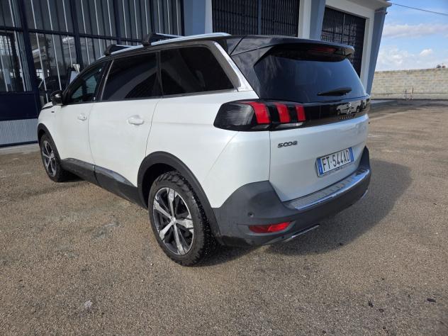 Peugeot 5008 BlueHDi 130 S&S GT Line - Foto 5