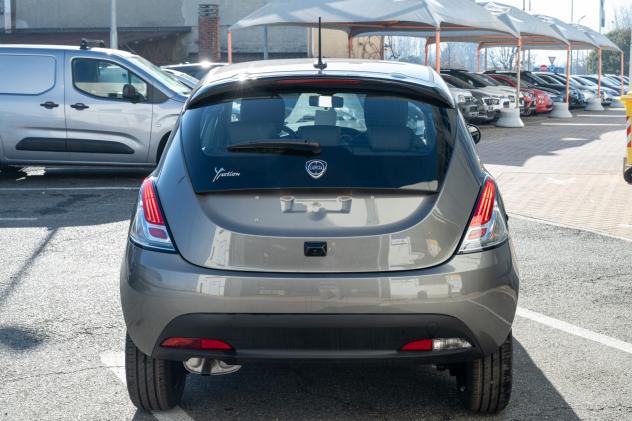 Lancia Ypsilon 1.2 69 CV 5 porte GPL Silver - Foto 5