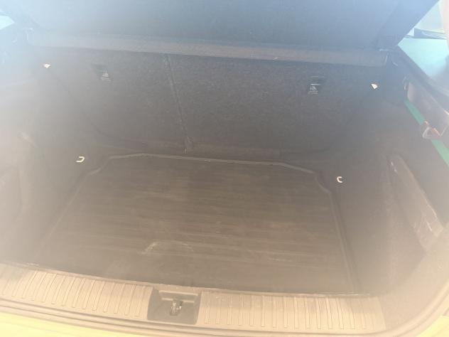 Škoda Kamiq 1.0 TSI 95cv BLACK DOTS - Foto 6