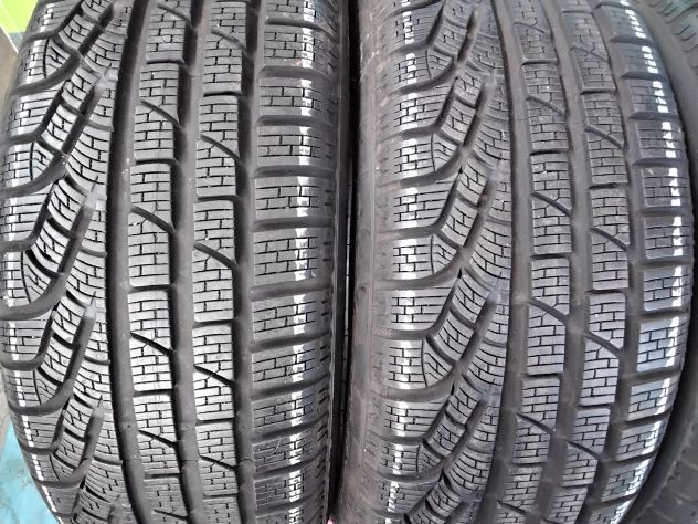 4 gomme usate pirelli 215 45 18 93v invernali - Foto 2