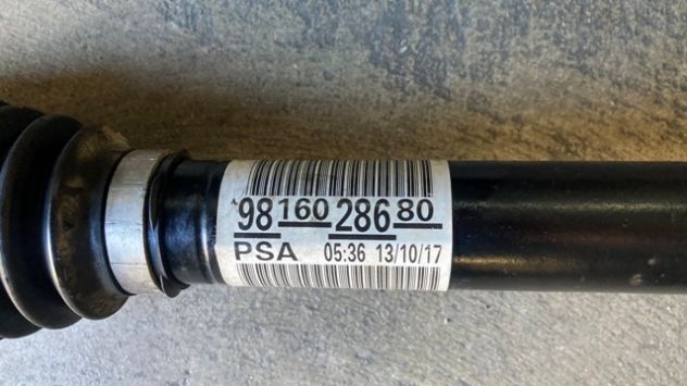 Semiasse anteriore DX Peugeot 208 1.6HDI del 2017 (9816028680) - Foto 4