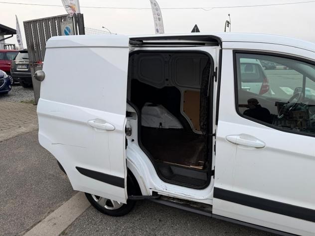 Ford Transit Courier 1.5 TDCi 75CV Van Trend - Foto 8