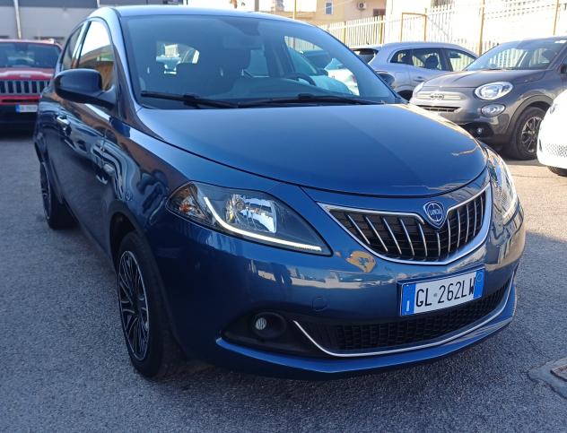 Lancia Ypsilon 1.0 FireFly 5 porte S&S Hybrid Gold